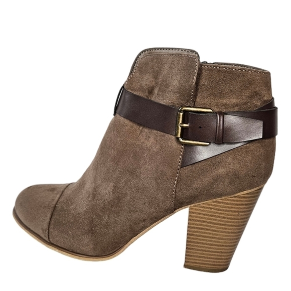 Limelight Jena faux suede tan ankle boots with zipper size 9 1/2 - Picture 4 of 10